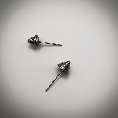 MY LOBE STUDS – SILVER SPIKE