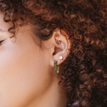 MY LOBE GOLD DIAMONDS
